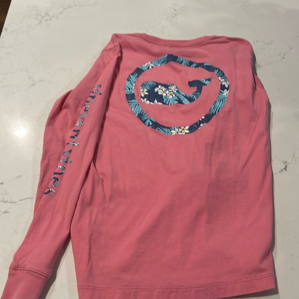 Kids vineyard vine long sleeve size M